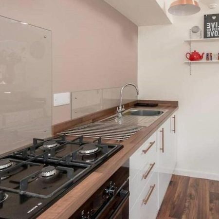 Apartamento Joivy Loft At The Brewery With Free Parking Edimburgo Exterior foto